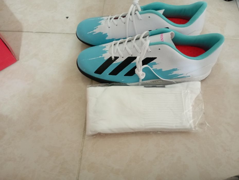 Футбольные бутсы