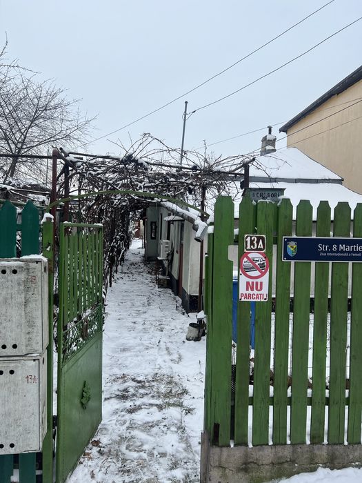 Casa batraneasca de vanzare, oras Chitila langa Lidl