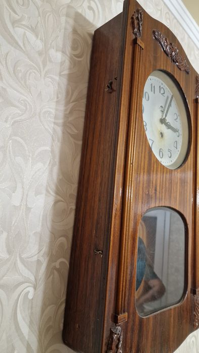 Настенные часы- антиквариат