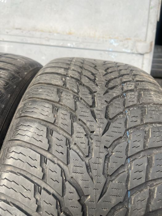 2 бр. зимни гуми 225/50/17 Nokian DOT 3119 5 mm