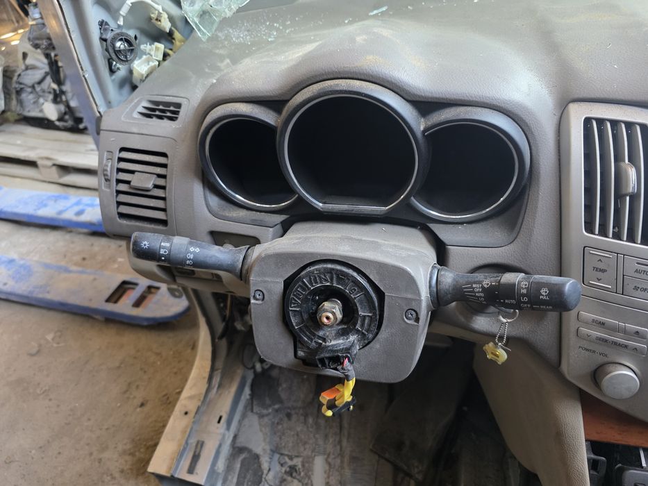 Авто на разбор lexus rx350