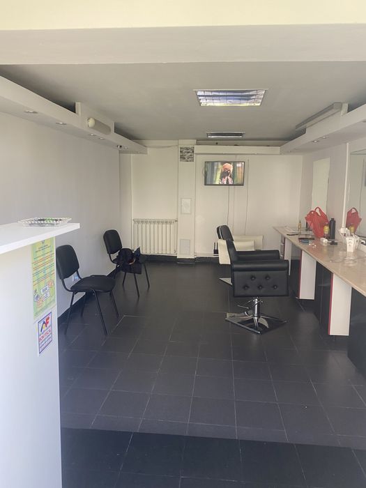 Inchiriem spatiu comercial zona cu potential