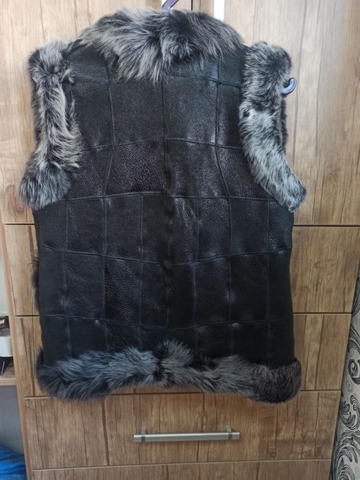 Жилетка женская теплая б/у