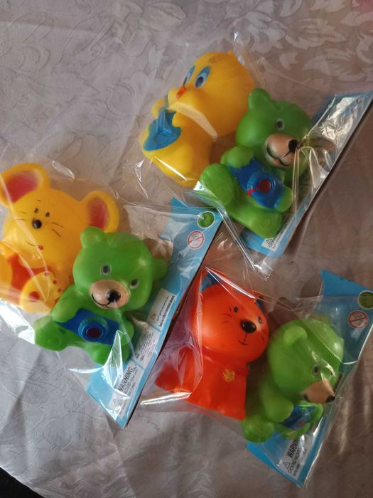 Бебешки играчки и дрънкалки