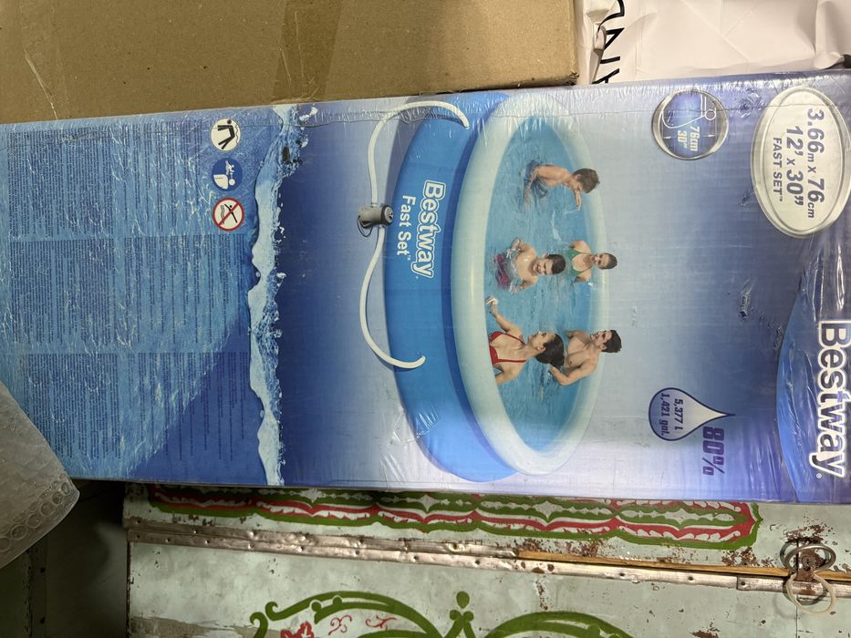 Продам бассейн bestway