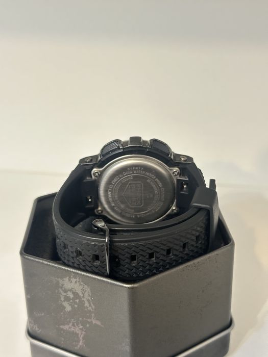 Продам оригинал Casio g-shock 5553