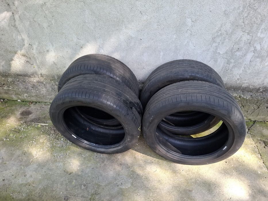 Vand anvelope de vara pirelli p zero pz4 runflat rsc