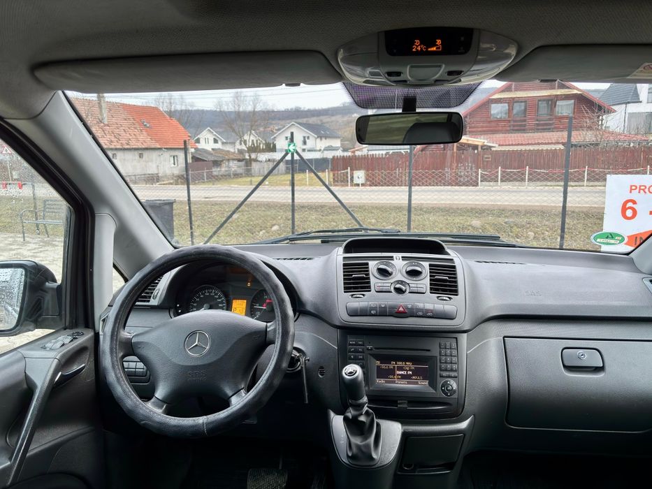 Mercedes Vito 8+1