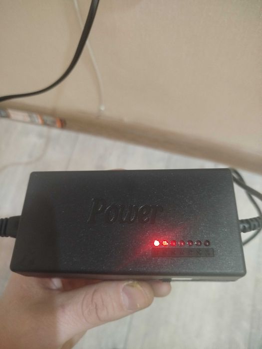 универсальный блок питания MRM-POWER MRM-427,