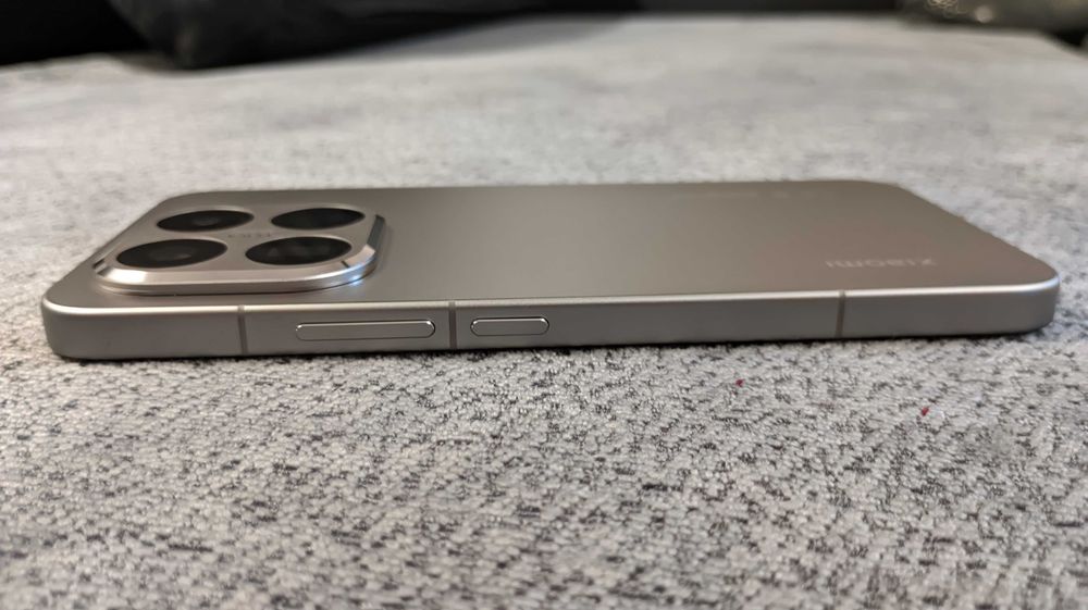 Xiaomi 15T Pro 512/12 LEICA CAMERA