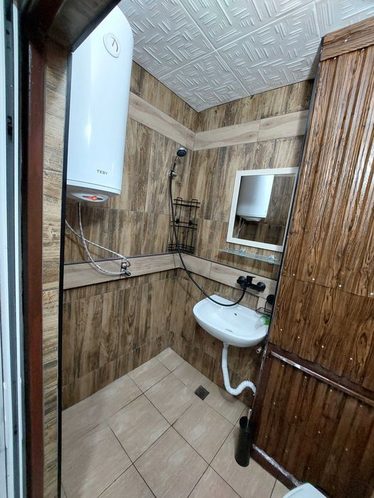 Дава се под наем Двустаен апартамент в Русе, Център - 62 кв.м за 331.5 € - Снимка #2