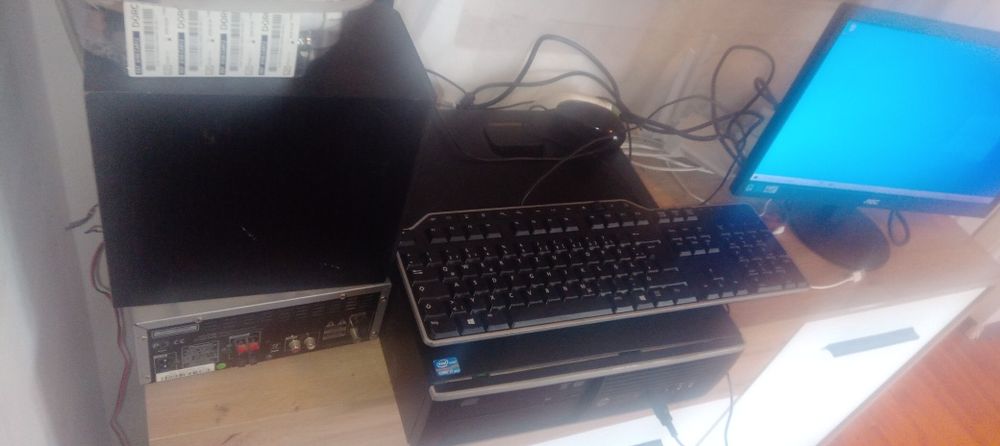 Desktop  hp- i7 complet