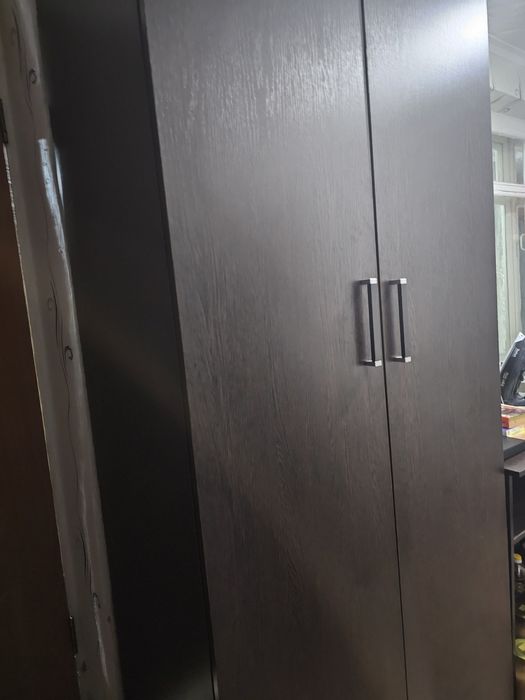 Шкаф платяной...