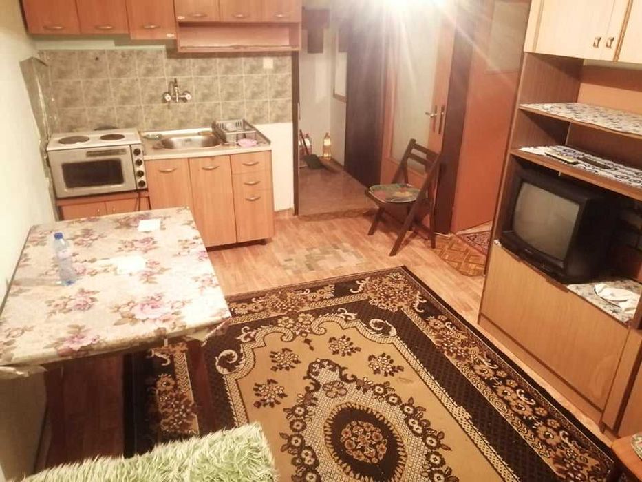 Дава се под наем Едностаен апартамент в Бургас, Възраждане - 48 кв.м за 178.5 € - Снимка #1