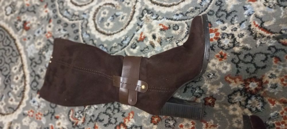 Продам сапоги женское