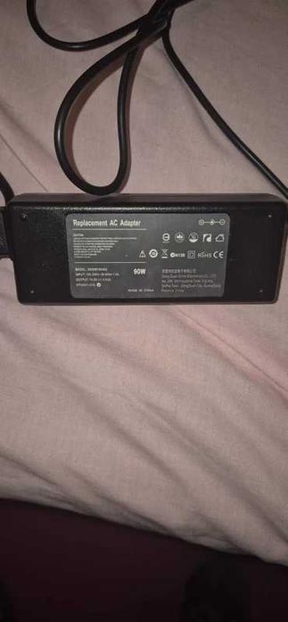 Docking station HP USB-C dock G4 + Încărcător 90W inclus (set complet)