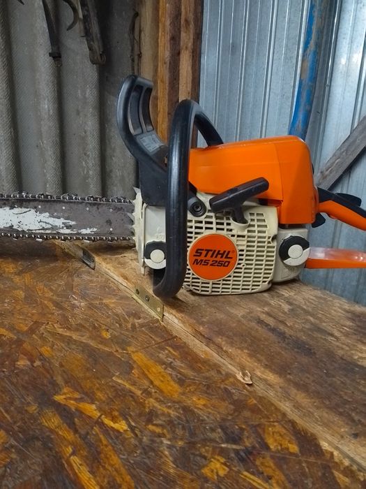 Vind drujba Stihl 250 perfect funcțională