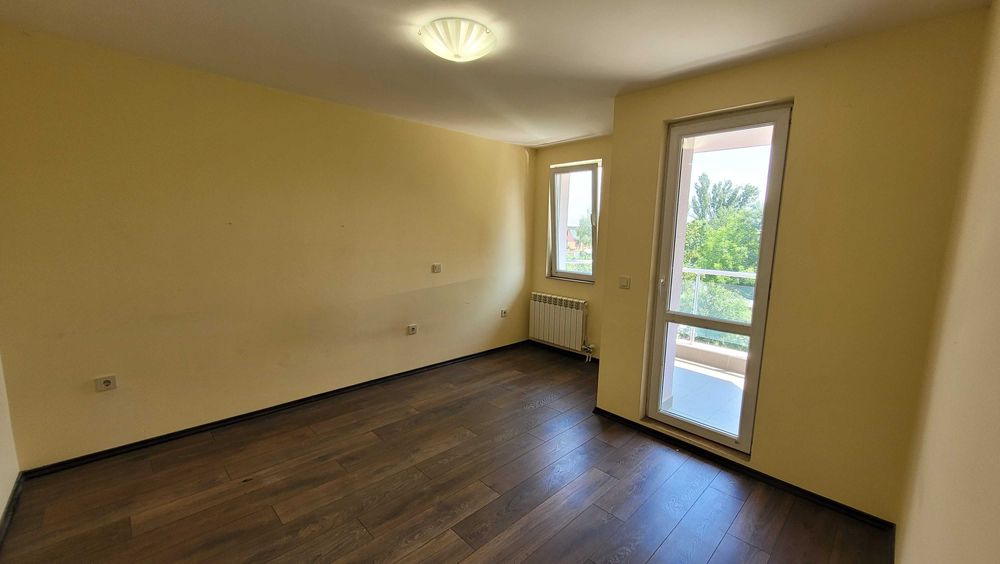 Дава се под наем Тристаен апартамент в София, Свобода - 85 кв.м за 425 € - Снимка #3