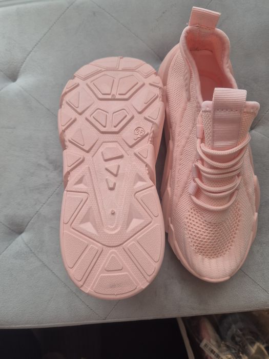 Pantofi din material textil