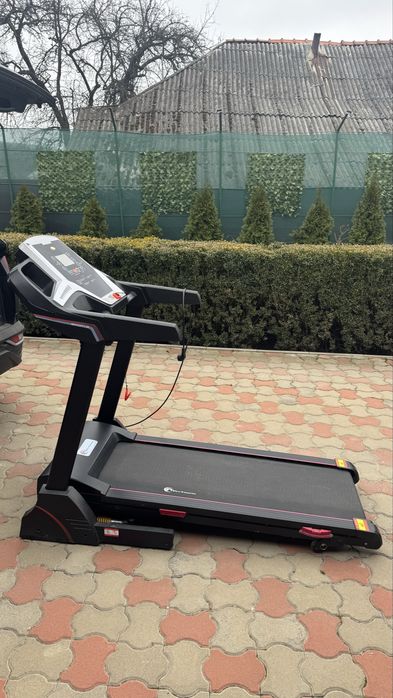 Banda de alergat FitTronic D100