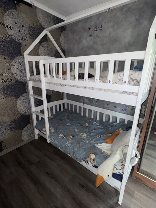 Двух ярусная детская кровать