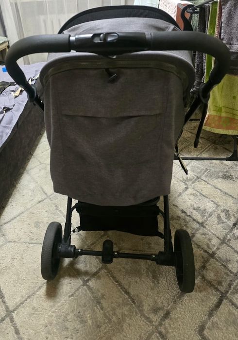 Продам детскую коляску
