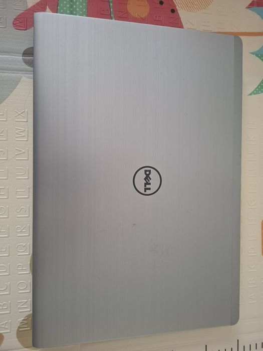 Laptop Dell inspiron 17 P26E