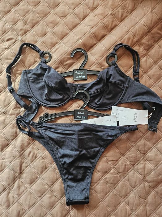 Нов бански костюм на Triumph