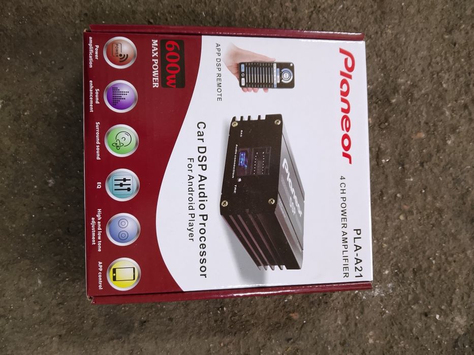 Усилитель автомобильный. 600 ватт, 4 канальный. В комплекте кабель под