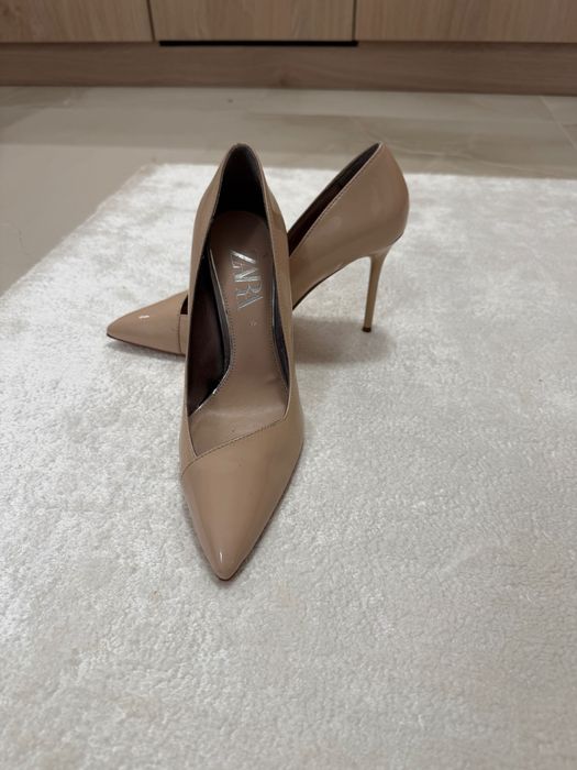 Zara ток 39 номер nude