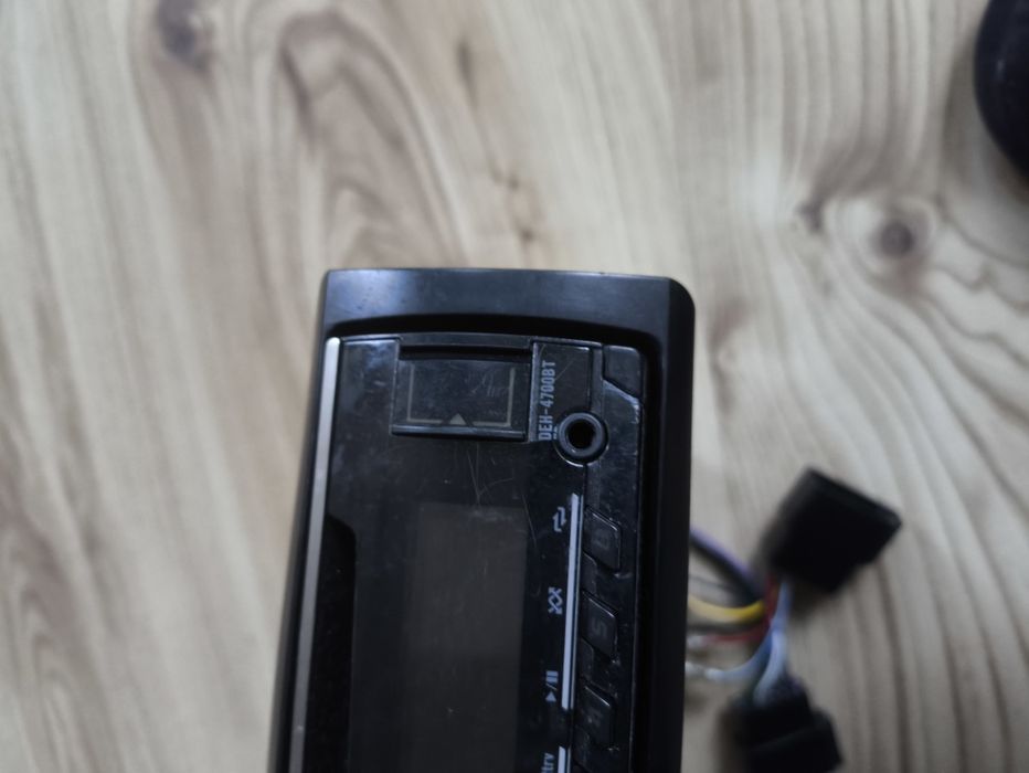 Авто сд Pioneer DE-4700BT Bluetoot/USB/MP3/CD/iPhone/Android