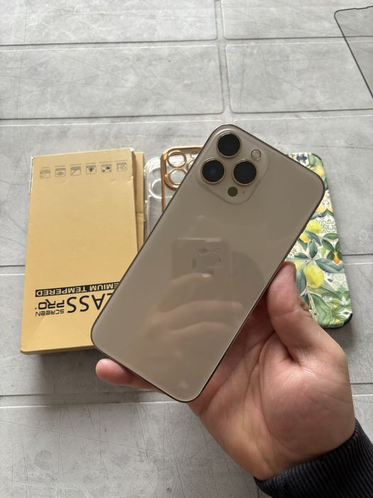 Vand iPhone 13 Pro max bat.100%