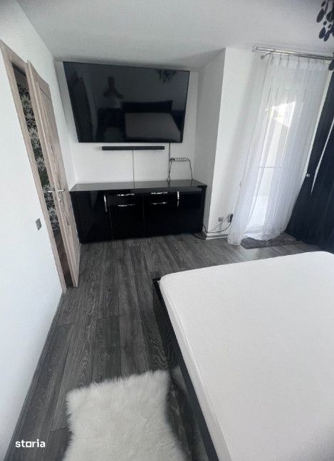 Casa de lux, mobilata complet, in imobil tip triplex, Floresti, Teilor