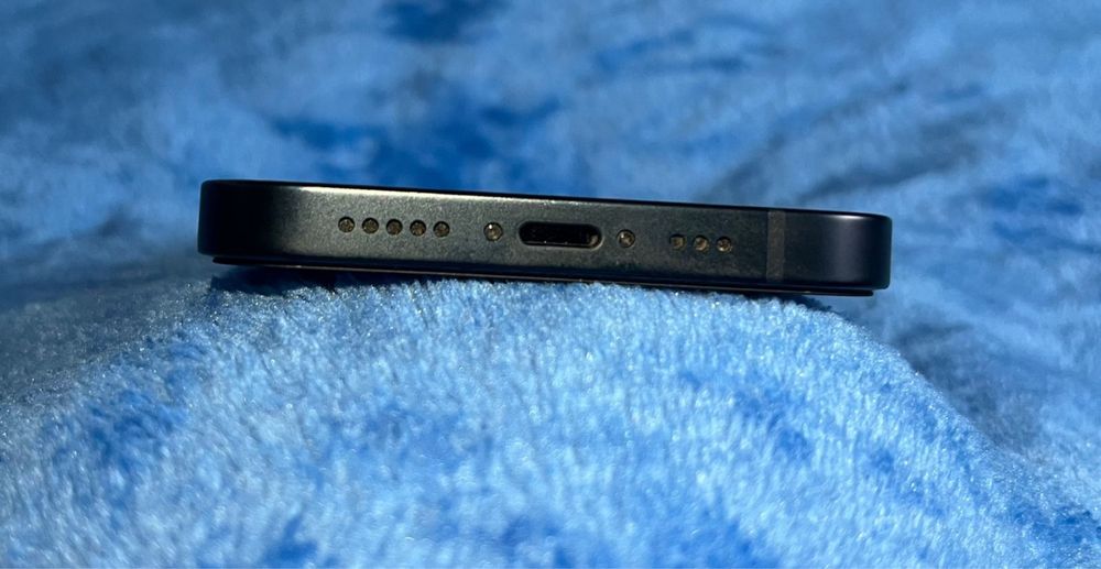 Продам iphone 13