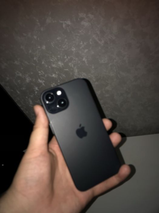 iPhone 15 • 128GB • Всё работает идеально