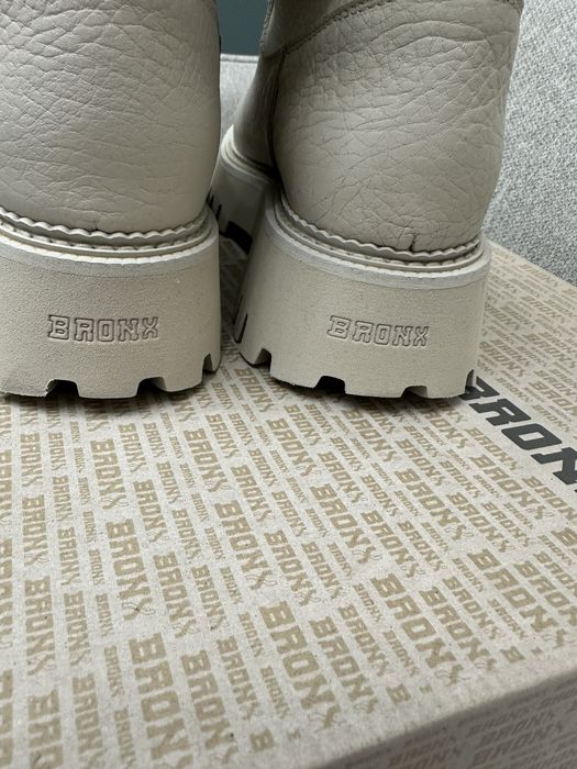 Женские ботинки BRONX