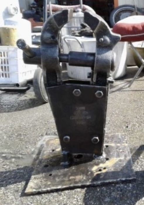 Тиски Советский прочный