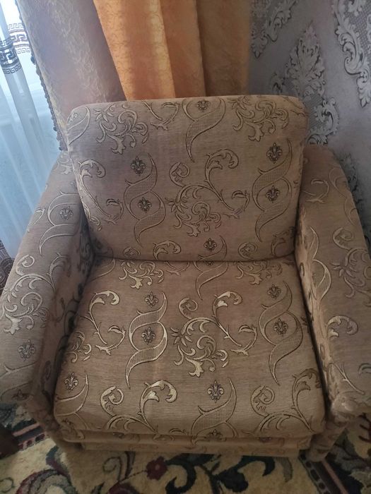 Диван и кресло -кроват
