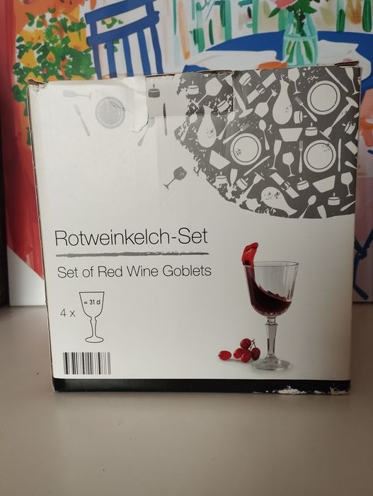 Нови чаши за вино