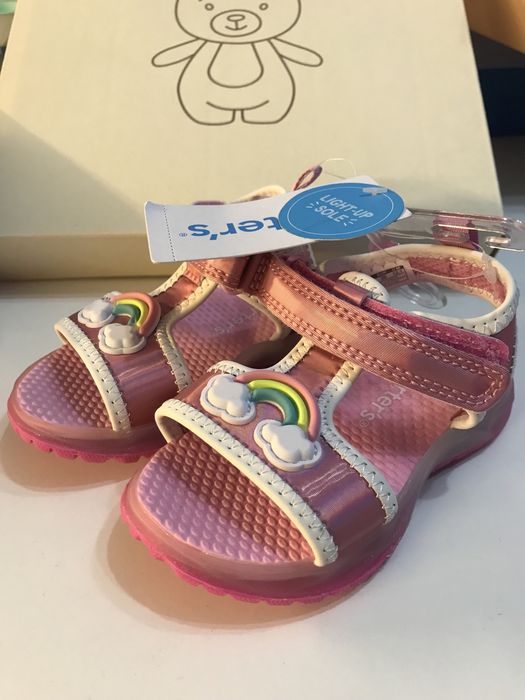 Детски обувки.    .