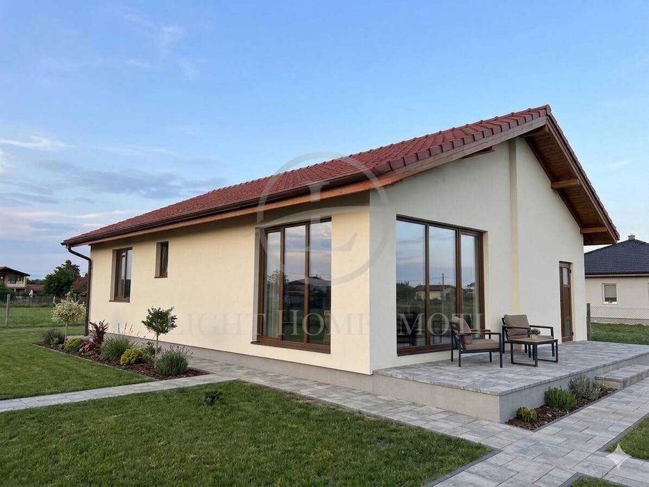 Продава се Къща в с. Граф Игнатиево, Област Пловдив - 160 кв.м за 748 €/кв.м - Снимка #1