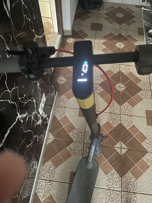 Trotineta electrica Xiaomi Scoter 4 pro