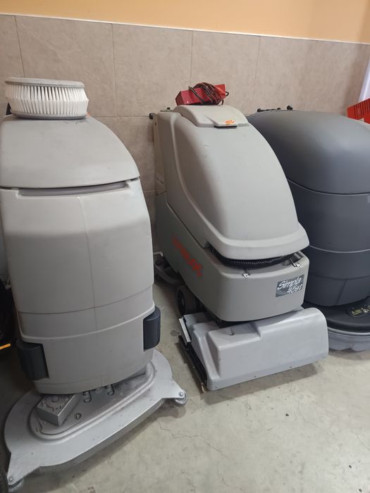Акумулаторна подопочистваща машина IPC , Nilfisk, Comac
