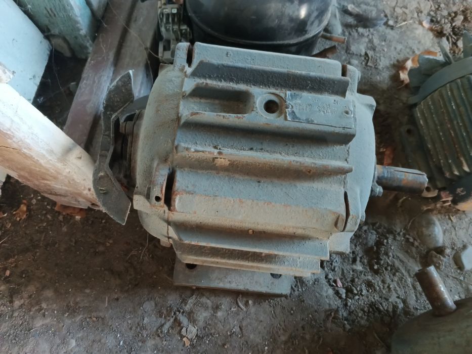 Матор лар сотилади