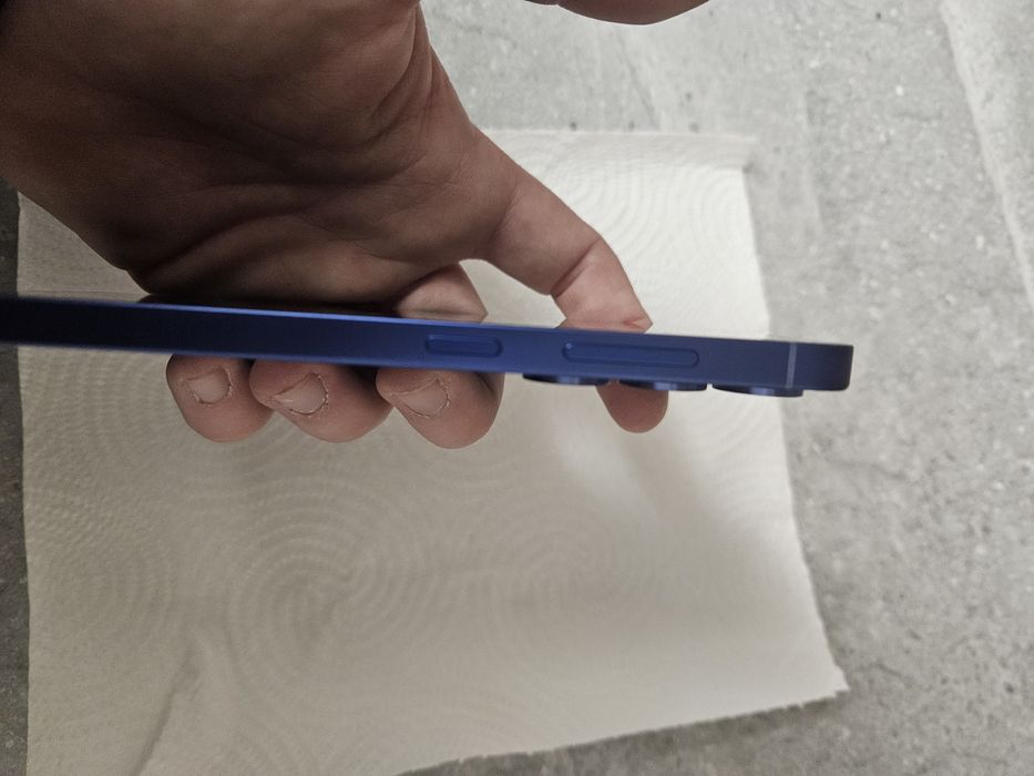 Vând samsung galaxy s25 nou!