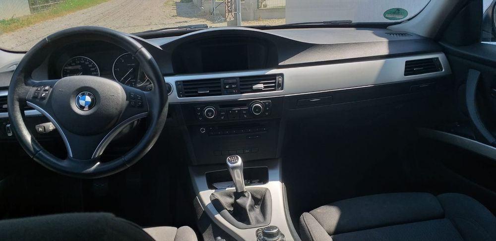 BMW Seria 3 -2011 Proprietar- Distribuție noua