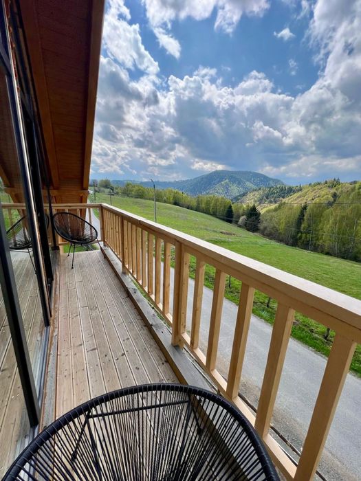 Inchiriez cabana Valley View