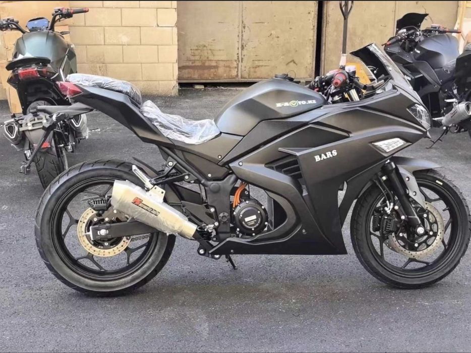 Yamaha R3 электромотоцикл
