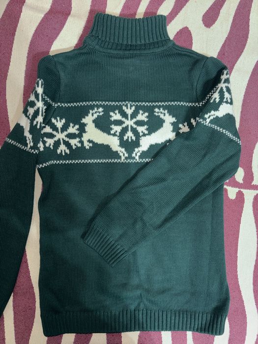 Вязаные свитера