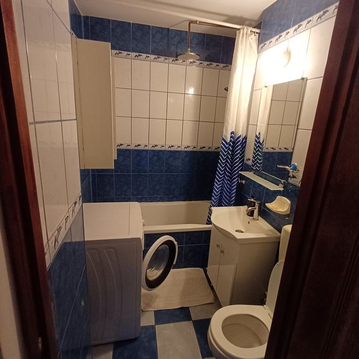 Inchiriez apartament 2 camere